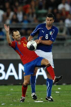 Andres INIESTA Spain, Thiago MOTTA, Italy - Spain, in Bari --- andreaXstaccioli