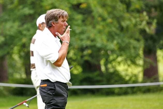 Barry Lane, Berenbergbank Masters im GC Köln, Pro Am 2. Tag, 16.6.2011 Barry Lane aus ENG o0 rauchen Zigarette Raucher
