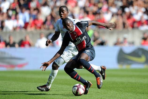 Blaise MATUIDI (PSG) - Carlos SANCHEZ (VA) Football : Paris St. Germain (PSG) - Valenciennes FC, Ligue 1 - 21 08 2011 xAnthonyxBIBARDxFEPx 