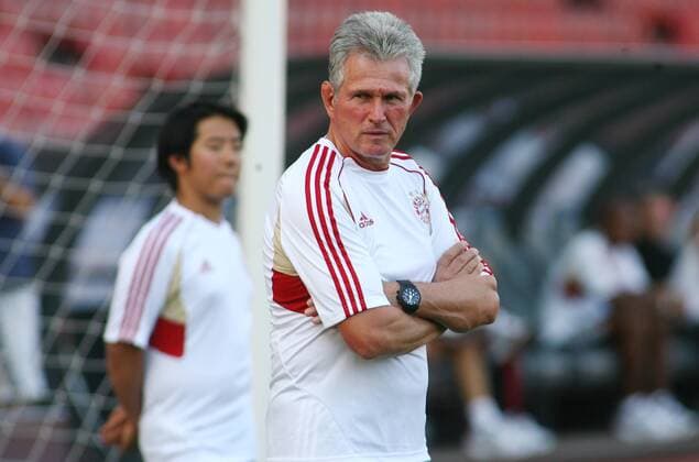 22. 08 .2011 Zürich Letzigrund Stadion , Abschlusstraining FC Bayern München vor dem Champions League Quali Spiel gegen den FC Zürich Im Bild : Trainer Jupp Heynckes (FC Bayern München) 