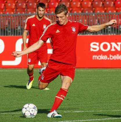 22. 08 .2011 Zürich Letzigrund Stadion , Abschlusstraining FC Bayern München vor dem Champions League Quali Spiel gegen den FC Zürich Im Bild : Toni Kroos (FC Bayern München) 