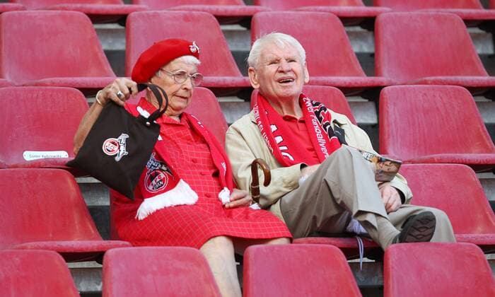 Samstag 20.08.2011, 1. Bundesliga Saison 11 12 - 3. Spieltag in Köln, 1. FC Köln - 1. FC Kaiserslautern 1:1, Fans vom 1. FC Köln DeFodi028