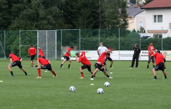 FUSSBALL- EURO 2012 Quali, GER vs AUT, AUT vs TUR, Training BAD TATZMANNSDORF,AUSTRIA,30.AUG.11 - FUSSBALL - UEFA Europameisterschaft 2012, Qualifikation, ÖFB Länderspiel, Deutschland vs Österreich, Österreich vs Türkei, Vorberichte, Training Nationalteam AUT. Bild zeigt die Mannschaft. 
