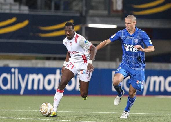 Football : 16e Coupe de la Ligue - AS Nancy AJ Auxerre - 30.08.2011 -Samba Diakite (Nancy) Anthony Le Tallec(Auxerre) Football : 16e Coupe de la Ligue - AS Nancy AJ Auxerre - Ligue 1 - 30.08.2011 StephanieGrossetete 