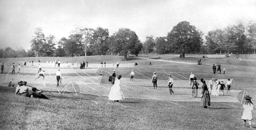 Lawn Tennis in Prospect Park, Brooklyn, New York in 1886. The Encyclopedia of Tennis page 47. Local Caption !AUFNAHMEDATUM GESCHÄTZT! UnitedArchives0638103