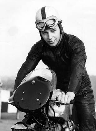 John Surtees practising at Brands Hatch on his Norton motorbike. He is trying to get fit after his crash and is taking things slowly but he hopes to be riding at the Easter races . 23 February 1957 UnitedArchives1246732