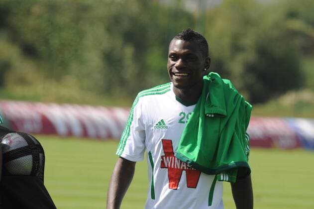 Lynel Kitambala a Saint Etienne Football : Presentation de Lynel Kitambala nouvelle recrue de AS Saint Etienne - Conference de presse - 05.09.2011 FredericCHAMBERT PanoramiC 