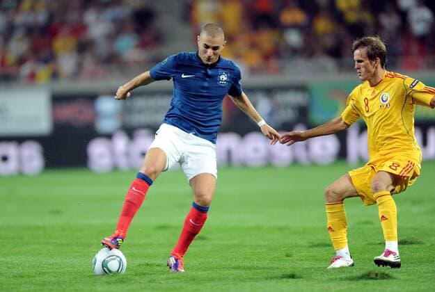 Karim BENZEMA (FRA) - Costin LAZAR (ROU) - Euro Quali - Arena Nationala - Bucarest Football: Romania vs France - 06 09 2011 xAnthonyxBIBARDxFEPx 