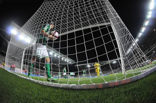 Jean Pascal Mignot - Stephane Ruffier (Saint Etienne) Football : AS Saint Etienne OSC Lille - Ligue 1 - 10.09.2011 FredericChambert Panoramic 