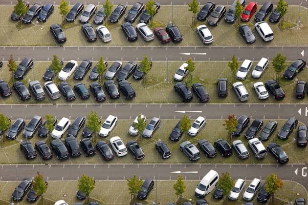 Luftbild, VIP - Parkplatz BVB, Autoparkplatz, Nummerierungen, Westfalenstadion, SignalIduna-Arena, BVB Borussia Dormund, Bundesliga, Luftbild, Aerial, Dortmund, Nordrhein-Westfalen, Deutschland, !ACHTUNGxMINDESTHONORARx60xEURO! o0 Vogelperspektive totale Stadion Sportstätte Umgebung Umfeld Stadionumgebung Stadionumfeld