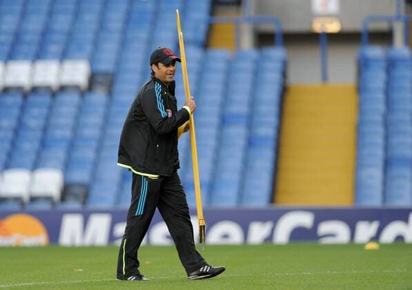 FUSSBALL CHAMPIONS LEAGUE SAISON 2011 2012 Gruppe 12.08.2011 FC Chelsea London - Bayer 04 Leverkusen Abschlusstraining im Stadion Stamford Bridge Trainer Robin Dutt (Bayer 04 Leverkusen) 