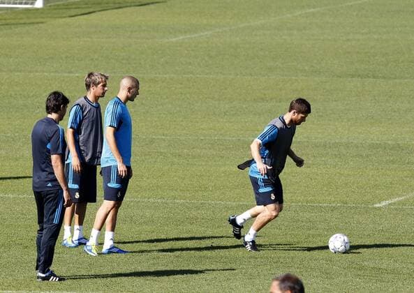 Madrid (13 09 2011) - Training Real Madrid CF, Xabi Alonso, Karim Benzema - Fabio Coentrao... -  (13092011013)