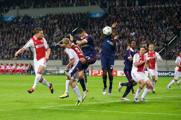 (L-R) Derk Boerrigter of Ajax,Maxime Gonalons of Olympique Lyon - Ajax Amsterdam vs. Olympique Lyonnais - UEFA Champions League 2011 2012 xVIxKarelxDelvoyex xOrangexPicturesxIVx 361306