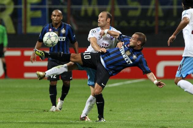 Wesley Sneijder Inter, Serkan Balci Trabzonspor Milano 14 09 2011 Stadio San Siro Football Calcio Champions League 2011 12 - Inter Mailand Vs Trabzonspor -