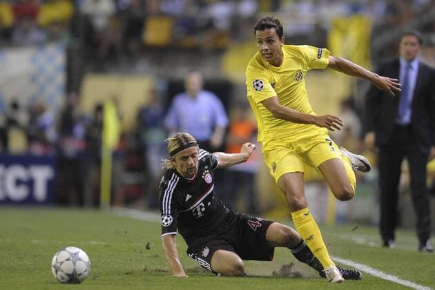 Sept. 14, 2011: Anatoliy Tymoshchuk player of Bayer and Nilmar player of Villarreal, during the match between Villarreal CF and FC Bayern München, played at Madrigal stadium, Villarreal, Spain. 