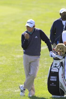 15 September 2011: Argentinian Pro, Andres Romero waits to hit his 2nd shot on the 11th fairway during the first round of the 2011 BMW Championship at Cog Hill Golf Club in Lemont, Illinois. PGA Golf Herren Golf: Sep 15 BMW First Round Icon518110915019 EDITORIAL USE ONLY