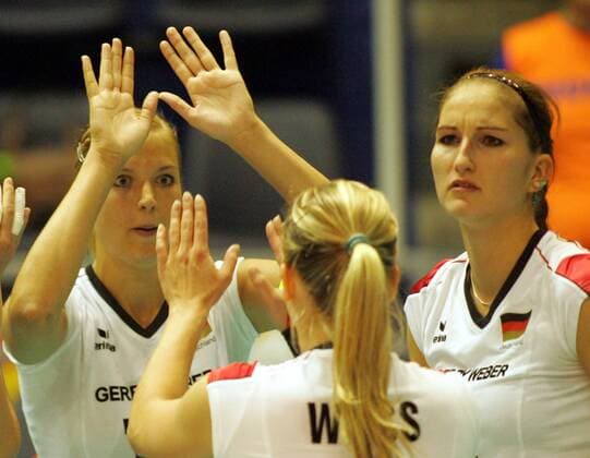 29.09.2011 Belgrade(Serbia) Germany-Czech Republic CEV European women s volleyball championship quarter final Maren Brinker(L) with Corin Ssuchke-Voigt(r) Germany : 