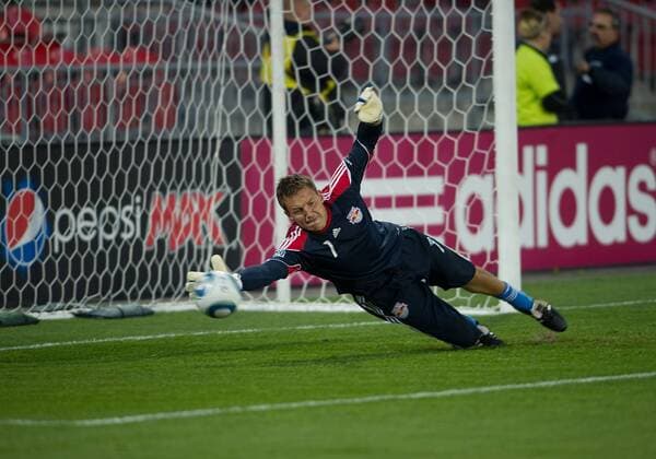 October 1 2011: New York Red Bulls goalkeeper Frank Rost 1in action during the warm-up in an MLS Fussball Herren USA game between the New York Red Bulls and Toronto FC at BMO Field in Toronto,Ontario Canada. MLS Fussball Herren USA OCT 01 Red Bulls at Toronto FC Icon11100101 EDITORIAL USE ONLY