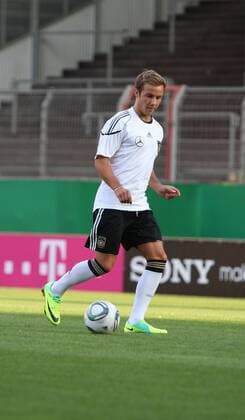 DFB Training Länderspiel Nationalmannschaft Deutschland, 04.10.2011, Mainz Bruchwegstadion, v.l. Mario Götze -