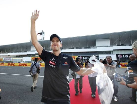 Motorsports: FIA Formula One World Championship 2011, Grand Prix of Japan, 01 Sebastian Vettel (GER, Red Bull Racing), xHOCHxZWEIx