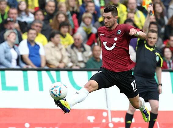2011, Hannover Bundesliga Saison 2011 2012 -- AWD Arena -- Hannover 96 Moritz Stoppelkamp ( Hannover 96 )