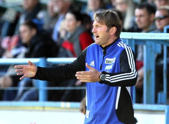 Chemnitz, 15.10.2011, Stadion an der Gellertstraße, Fussball, 3.Liga, 13.Spieltag , Chemnitzer FC vs. VfR Aalen 0:1 (0:0) , Trainer Ralph Hasenhüttl , VfR Aalen ,