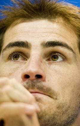 Real Madrid - Olympique Lyonnais ( Lyon ) UEFA CHAMPIONS LEAGUE 2011-2012 Group D - matchday 3 Iker Casillas, goalkeeper and captain of Real Madrid C.F., speaking to the press in Valdebebas before the match 