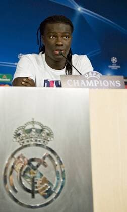 Real Madrid - Olympique Lyonnais ( Lyon ) UEFA CHAMPIONS LEAGUE 2011-2012 Group D - matchday 3 Bafetimbi Gomis, player of Olympique Lyonnais, speaking to the press at Estadio Santiagio Bernabeu before the match 