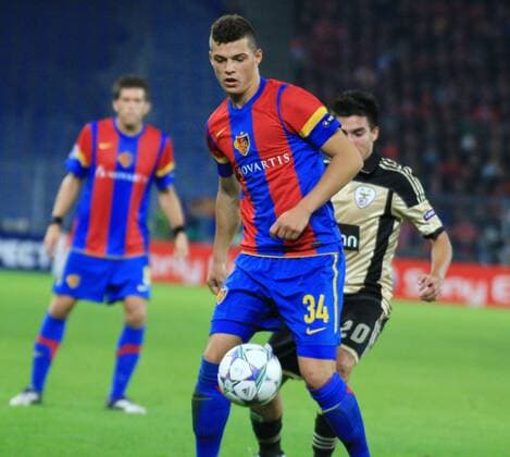 18.10.2011 Fussball Herren UEFA Champions League Saison 2011 2012 Stadion St.Jakob. FC Basel - Benfica Lissabon.0:2 Bild zeigt Granit Xhaka ( FC Basel) Aktion Einzelbild Freisteller