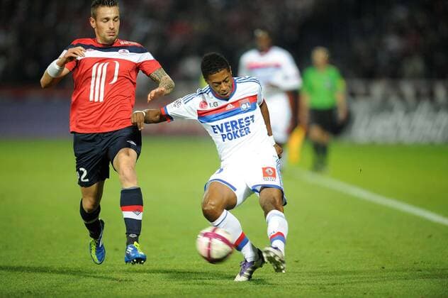 OSC Lille - Olympique Lyon, Mathieu Debuchy (Lille) Michel Bastos (Lyon) ---- NxLeGouicxFEPx 