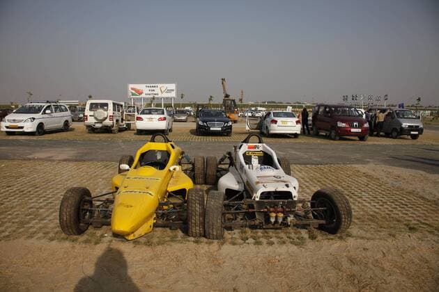 Motorsports: FIA Formula One World Championship 2011, Grand Prix of India, new track in India, Buddh International Circuit xHOCHxZWEIx