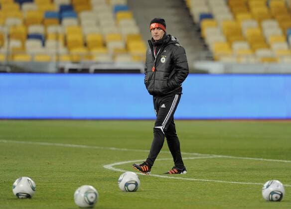 FUSSBALL International DEUTSCHE NATIONALMANNSCHAFT 10.11.2011 Abschlusstraining vor dem Testspiel im Olympiastadion in Kiew Trainer Joachim LOEW (Deutschland) 