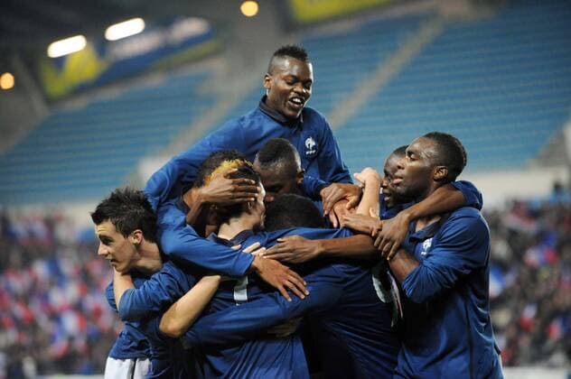 Remi Cabella and Nicolas Isimat Marin (France) -- France Romania - Qualifications Euro U21 - 10.11.2011 - NLeGouic 