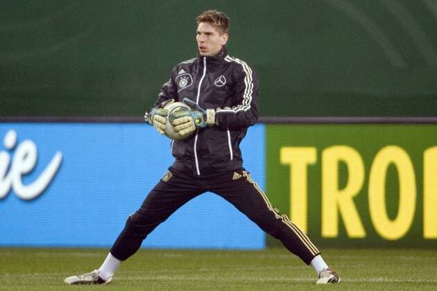 Deutschland,Hamburg, Imtech Arena, Fussball,Deutsche Nationalmannschaft, Training vor dem Spiel gegen die Niederlande, Ron - Robert Zieler(GER)