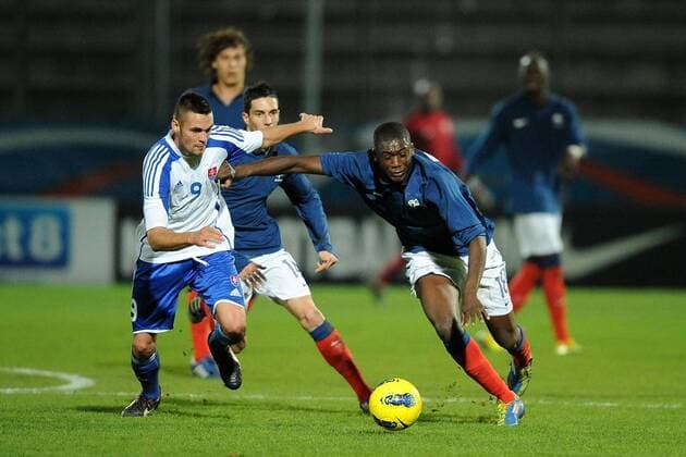 France vs. Slovakia - Euro U21 Quali - 14.11.2011 - Yaya Sanogo (FRA) Robert Valenta (SVK) - xNLeGouicxFEPx - 