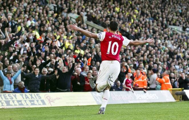 Football - Premier League - Norwich City vs. Arsenal FC at Carrow Road, Norwich - Robin Van Persie celebrates scoring the second goal for Arsenal  3428-3428