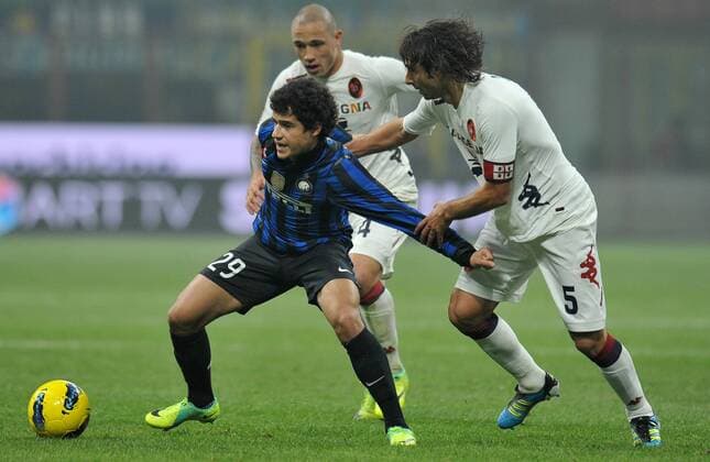 COUTINHO (Inter), Daniele CONTI (Cagliari) - Serie A 2011 2012 Inter Mailand vs Cagliari Calcio - allexsabba