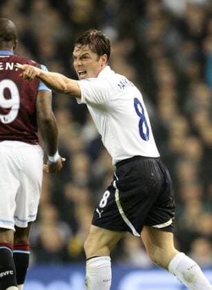 Tottenhams Scott Parker in action Barclays Premier League Tottenham Hotspur v Aston Villa 21st November, 2011 EDITORIAL USE ONLY. No use with unauthorised audio, video, data, fixture lists, club league logos or live services. Online in-match use limited to 120 images, no video emulation. No use in betting, games or single club league player publications.