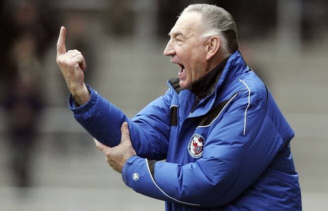 Fussball, 1. Frauen Bundesliga, 1. FFC Turbine Potsdam vs. FCR 2001 Duisburg, Trainer Bernd Schröder (1. FFC Turbine Potsdam)