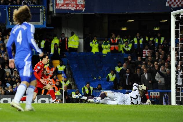 29.11.2011. Stamford Bridge, London, England. Liverpool Midfielder Maxi Rodriguez (ARG) scores a goal to give Liverpool a 1-0 lead during the second half of the Carling Cup Quarter-Final football match between Chelsea FC and Liverpool FC at Stamford Bridge. x  ActionPlus11224254 Content restricted for UK based newspaper