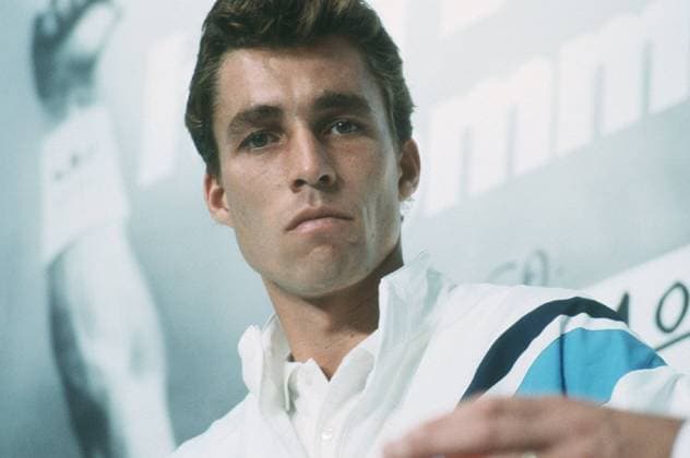 Ivan Lendl (Tennisspieler) 09 85 haef Ivan Lendl im September 1985 Tschechien tschechischer tschechoslowakischer Tscheche Tschechoslowake Mann Tennis Sportler Spieler czech player Tennisdress adidas quer Portrait neutral