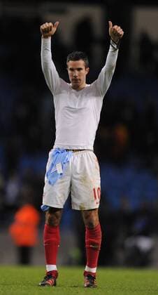 Robin Van Persie of Arsenal salutes the fans Barclays Premier League Manchester City v Arsenal 18th December, 2011 EDITORIAL USE ONLY. No use with unauthorised audio, video, data, fixture lists, club league logos or live services. Online in-match use limited to 120 images, no video emulation. No use in betting, games or single club league player publications.