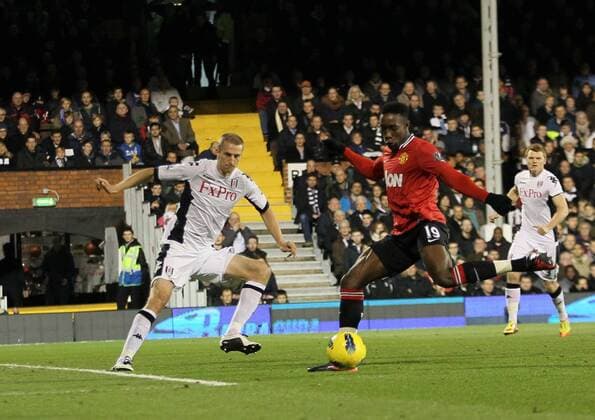Manchester Uniteds Danny Welbeck scoring his sides opening goal Barclays Premier League - Fulham FC vs. Manchester United - 21st December, 2011 EDITORIAL USE ONLY. No use with unauthorised audio, video, data, fixture lists, club league logos or live services. Online in-match use limited to 120 images, no video emulation. No use in betting, games or single club league player publications.