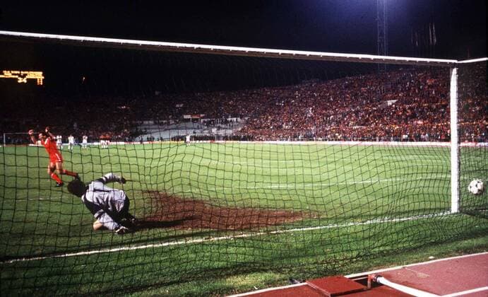 Ray Kennedy scores the winning penalty goal for Liverpool against goalkeeper Franco Tancredi . Liverpool v Roma. The European Cup Final. Rome 1984. 30 05 1984 