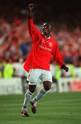 Dwight Yorke Celebrates Victory over Byern Munich. Manchester United 2:1 Bayern Munich, Champions League Cup Final, 26 05 1999. Barcelona. 