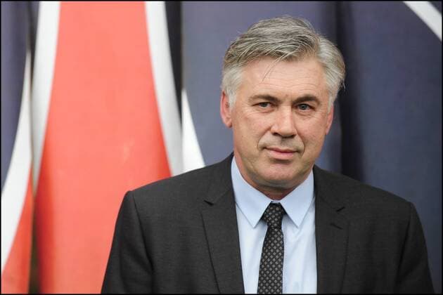 Carlo Ancelotti wird als neuer Trainer von Paris St. Germain vorgestellt - parc des Princes - 30.12.2011 - JBAutissier PanoramiC 