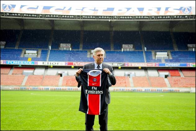 Carlo Ancelotti wird als neuer Trainer von Paris St. Germain vorgestellt - parc des Princes - 30.12.2011 - JBAutissier PanoramiC 