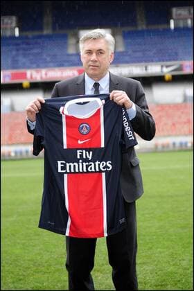 Carlo Ancelotti wird als neuer Trainer von Paris St. Germain vorgestellt - parc des Princes - 30.12.2011 - JBAutissier PanoramiC 