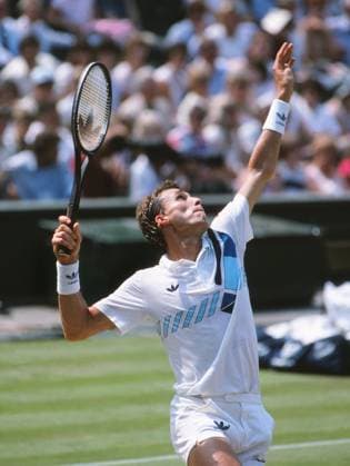Tennis : Wimbledon Tennis Championships Centre Court. 1985 Ivan Lendl (Czechoslovakia) 
