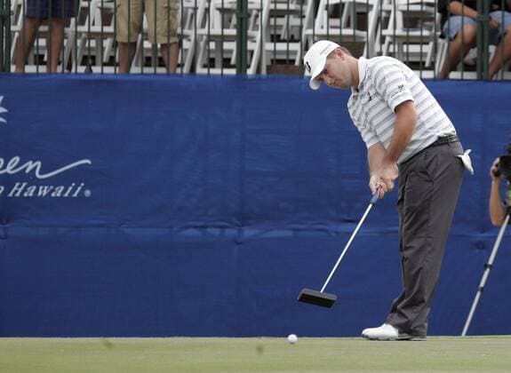 January 14, 2012: Co Leader Matt Every putts during the third round of the PGA Golf Herren Sony Open at the Waialae Country Club in Honolulu, HI. PGA Golf Herren Golf: 2012 Sony Open - ZUMAc04